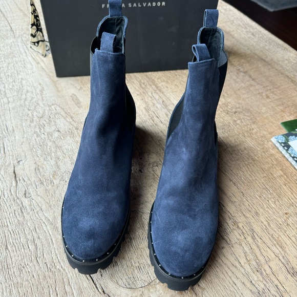 Freda Salvador Navy Ankle Booties - Picture 2 of 10